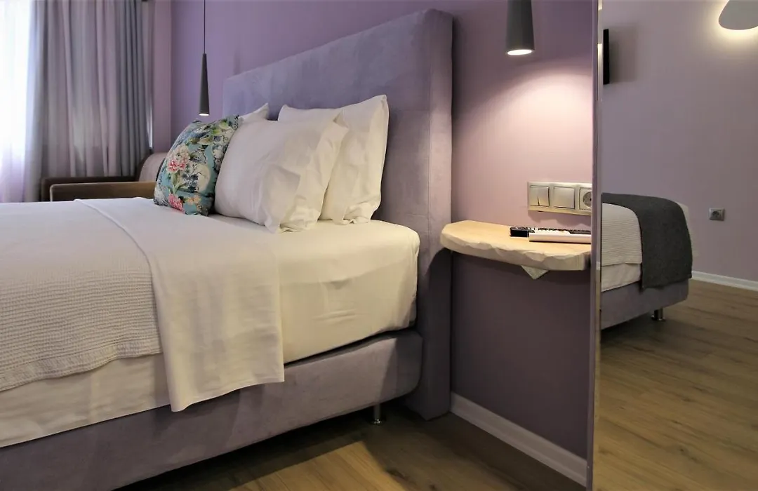 Aiolos Apartments Ermou 64 Monastiraki Plaka Junior Suite-1